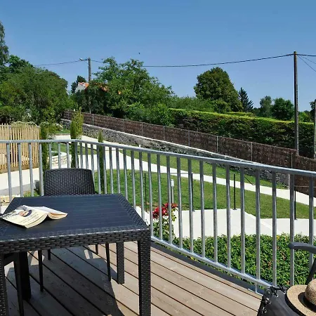 Clos Des Thermes A *